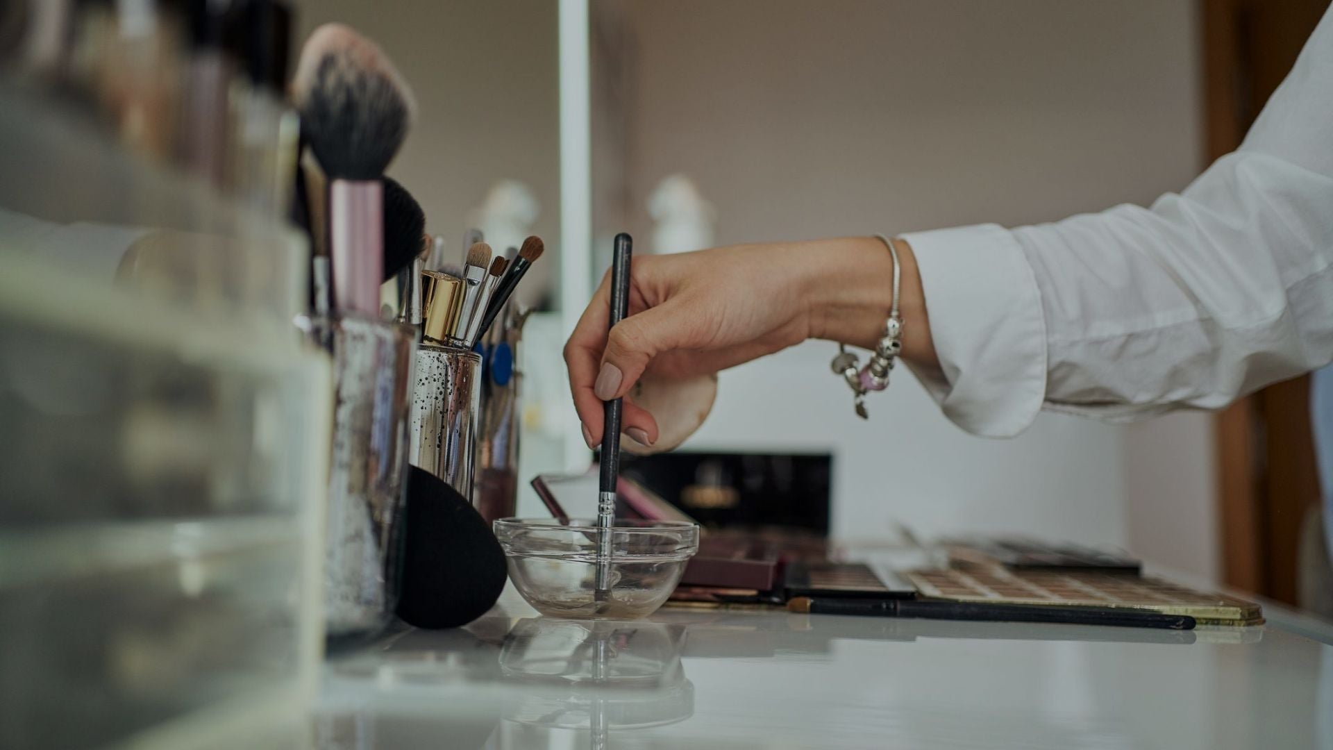 Makeup Brushes Cleaning